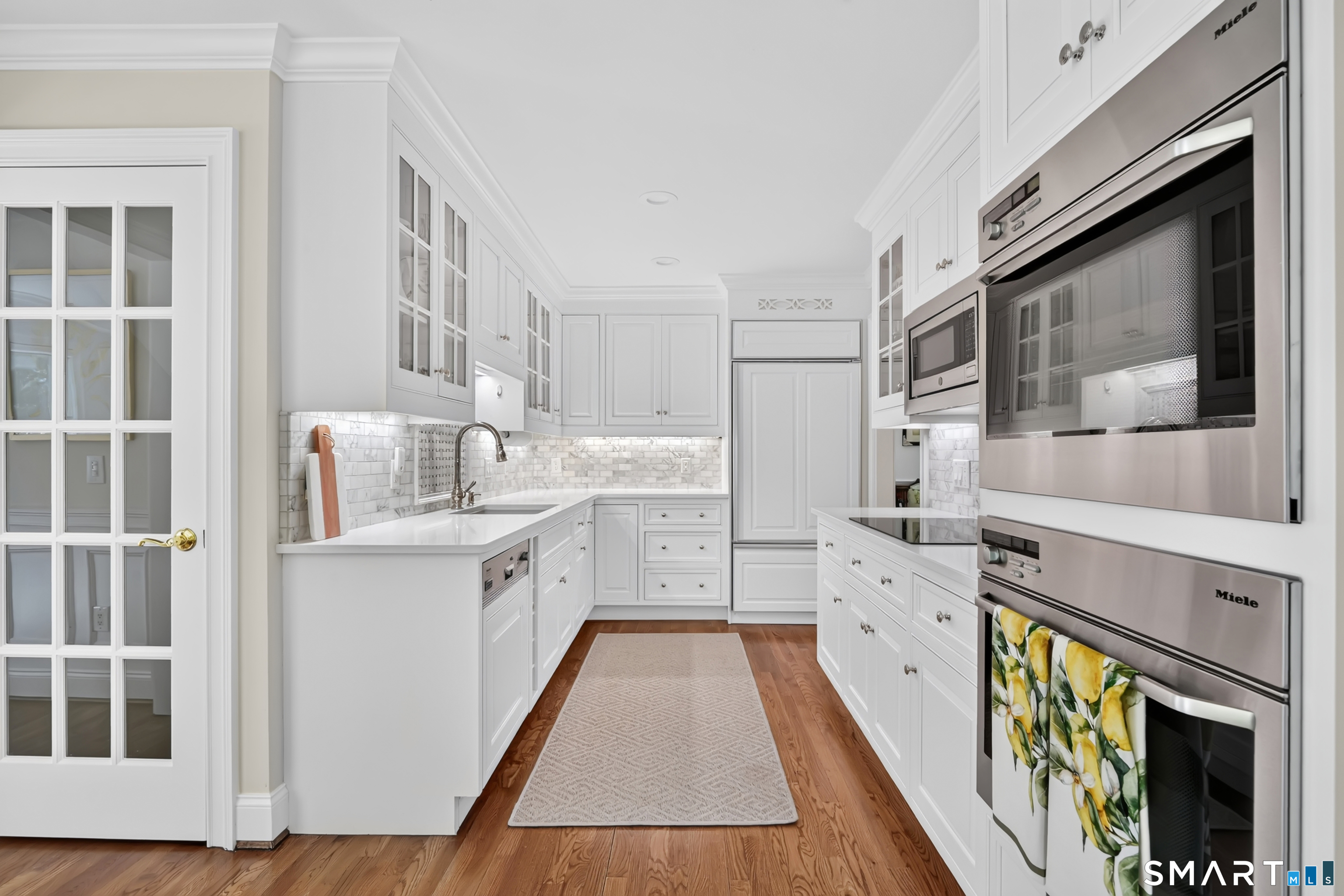 2 Thistle Hollow Avon CT 06001