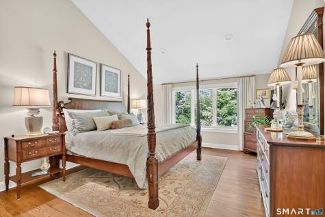 2 Thistle Hollow Avon CT 06001
