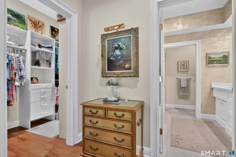 2 Thistle Hollow Avon CT 06001