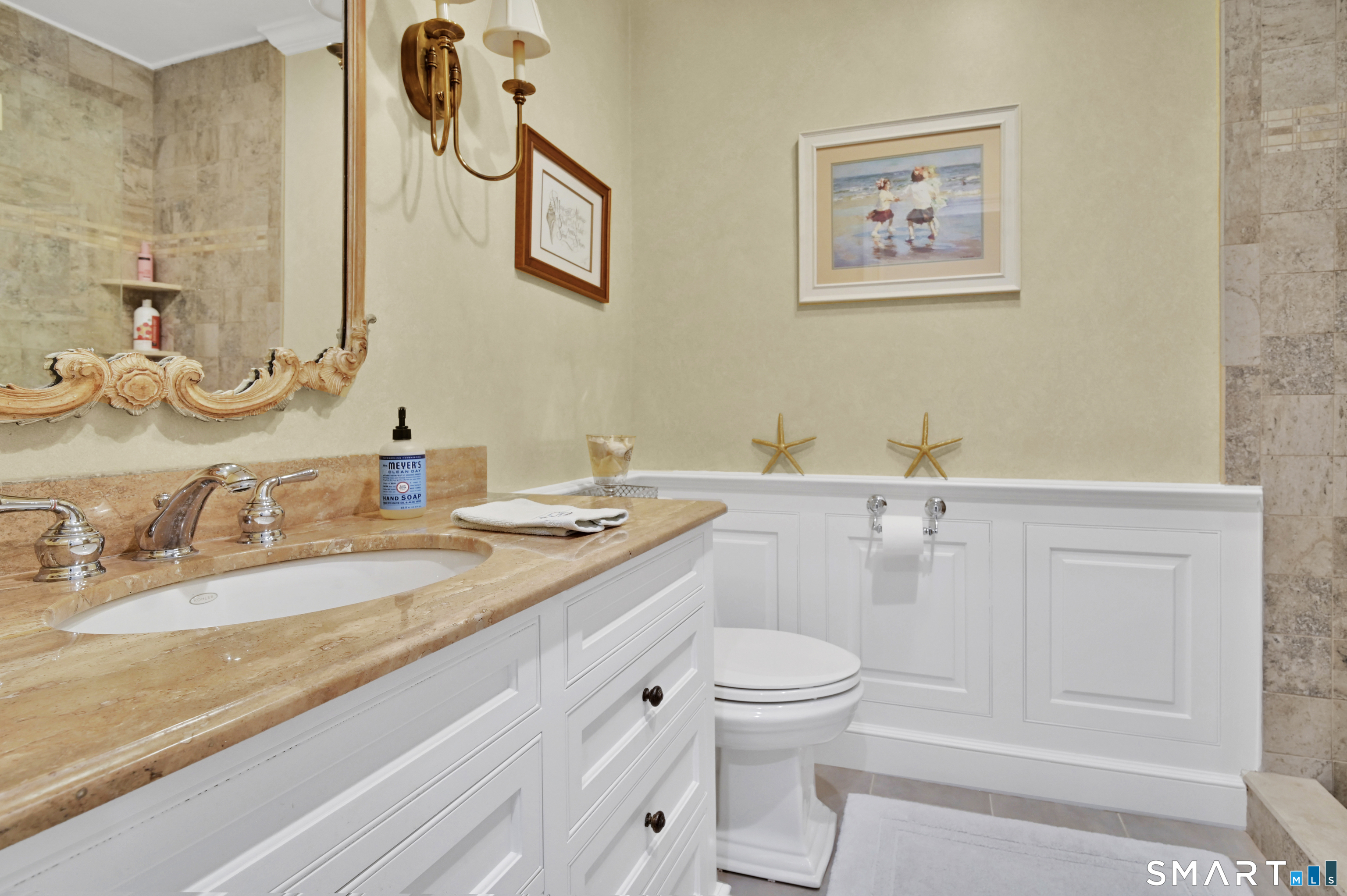 2 Thistle Hollow Avon CT 06001