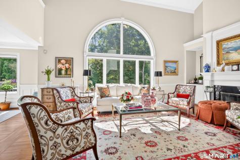 2 Thistle Hollow Avon CT 06001