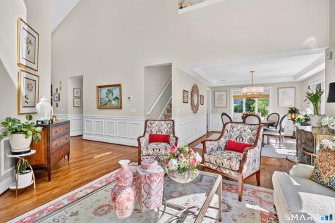 2 Thistle Hollow Avon CT 06001