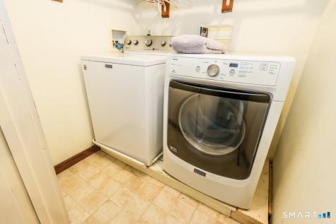 36 Twin Oaks New Milford CT 06776