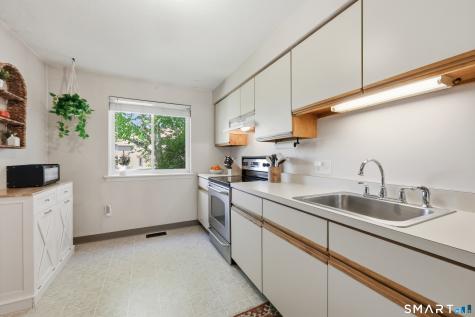 112 Greenwoods Lane East Windsor CT 06088