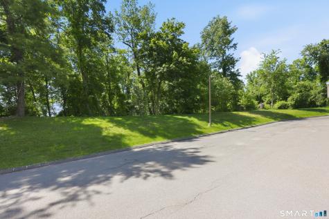 112 Greenwoods Lane East Windsor CT 06088