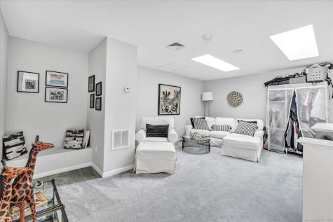 24 Ridgewood Drive Middlebury CT 06762