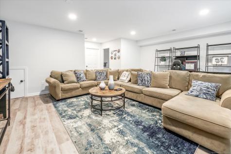 24 Ridgewood Drive Middlebury CT 06762
