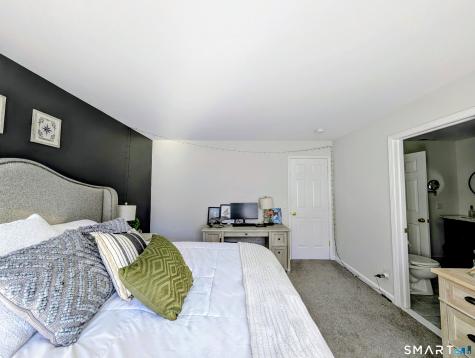 15 Scuppo Road Danbury CT 06811