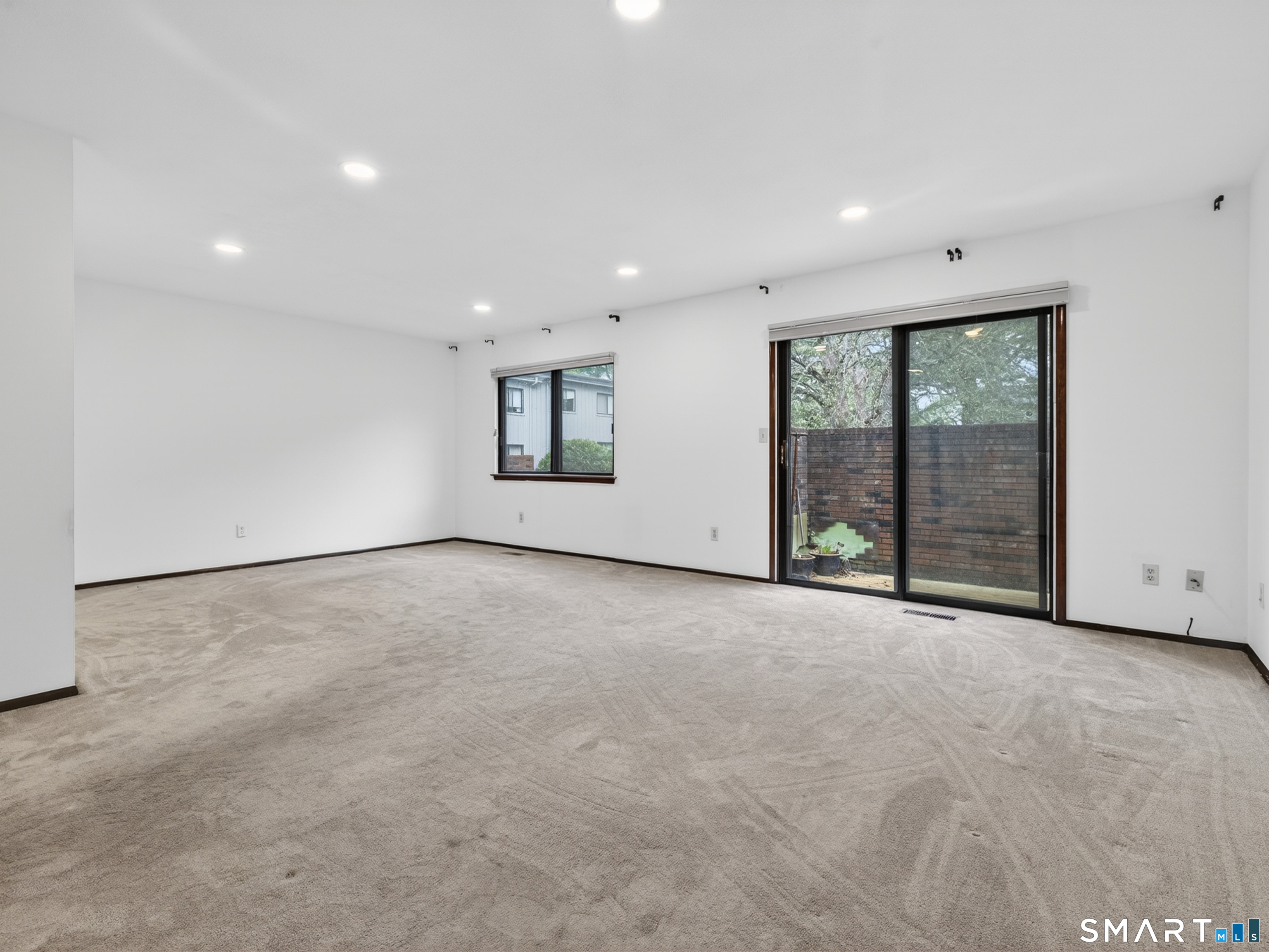 32 Webster Court Newington CT 06111