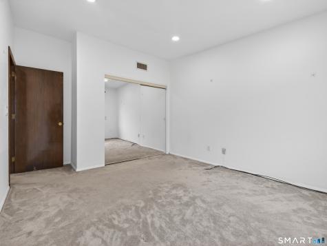 32 Webster Court Newington CT 06111