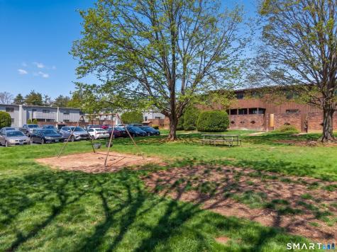 32 Webster Court Newington CT 06111