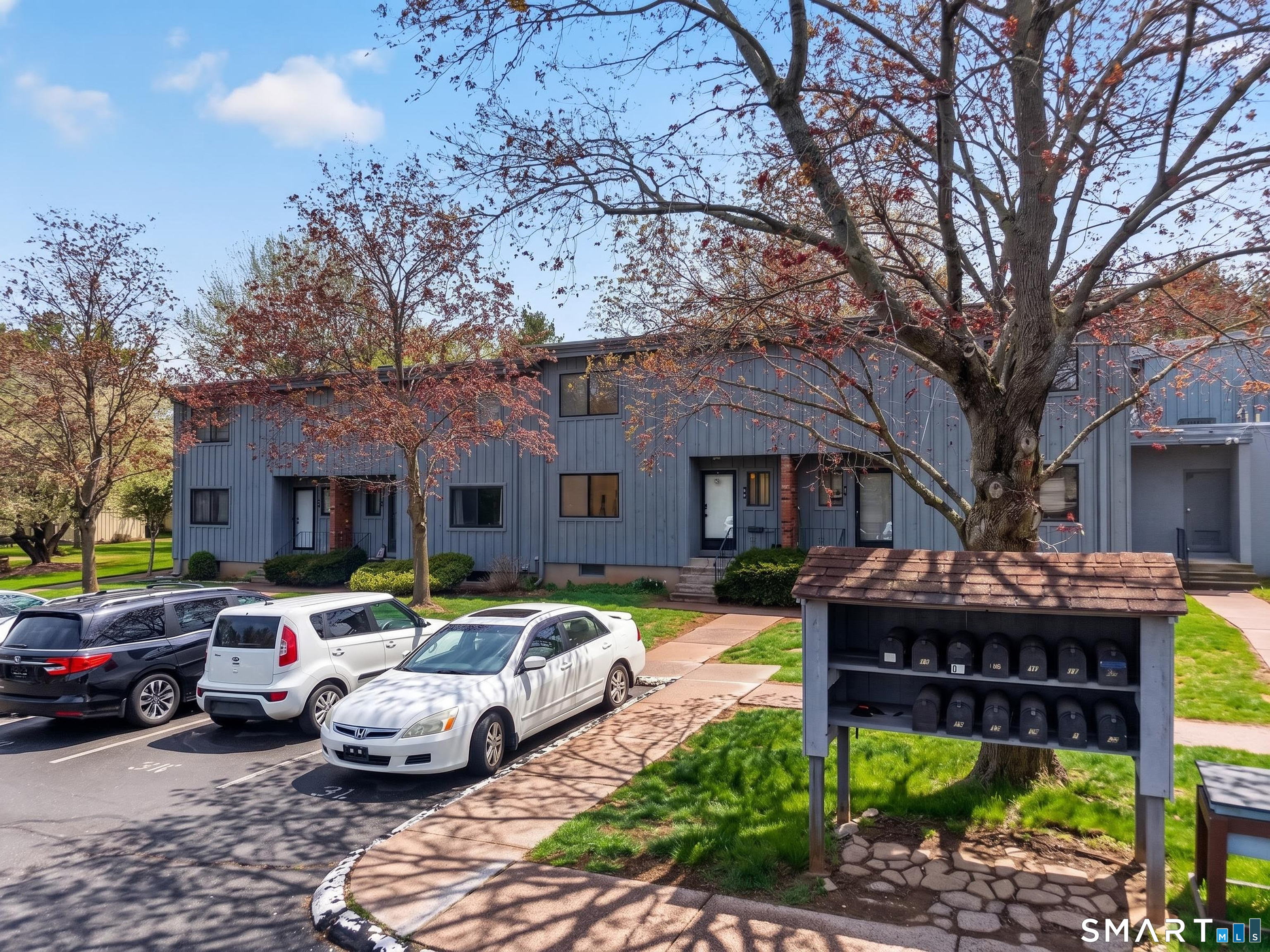 32 Webster Court Newington CT 06111