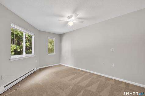 10 Knoll Lane Simsbury CT 06089