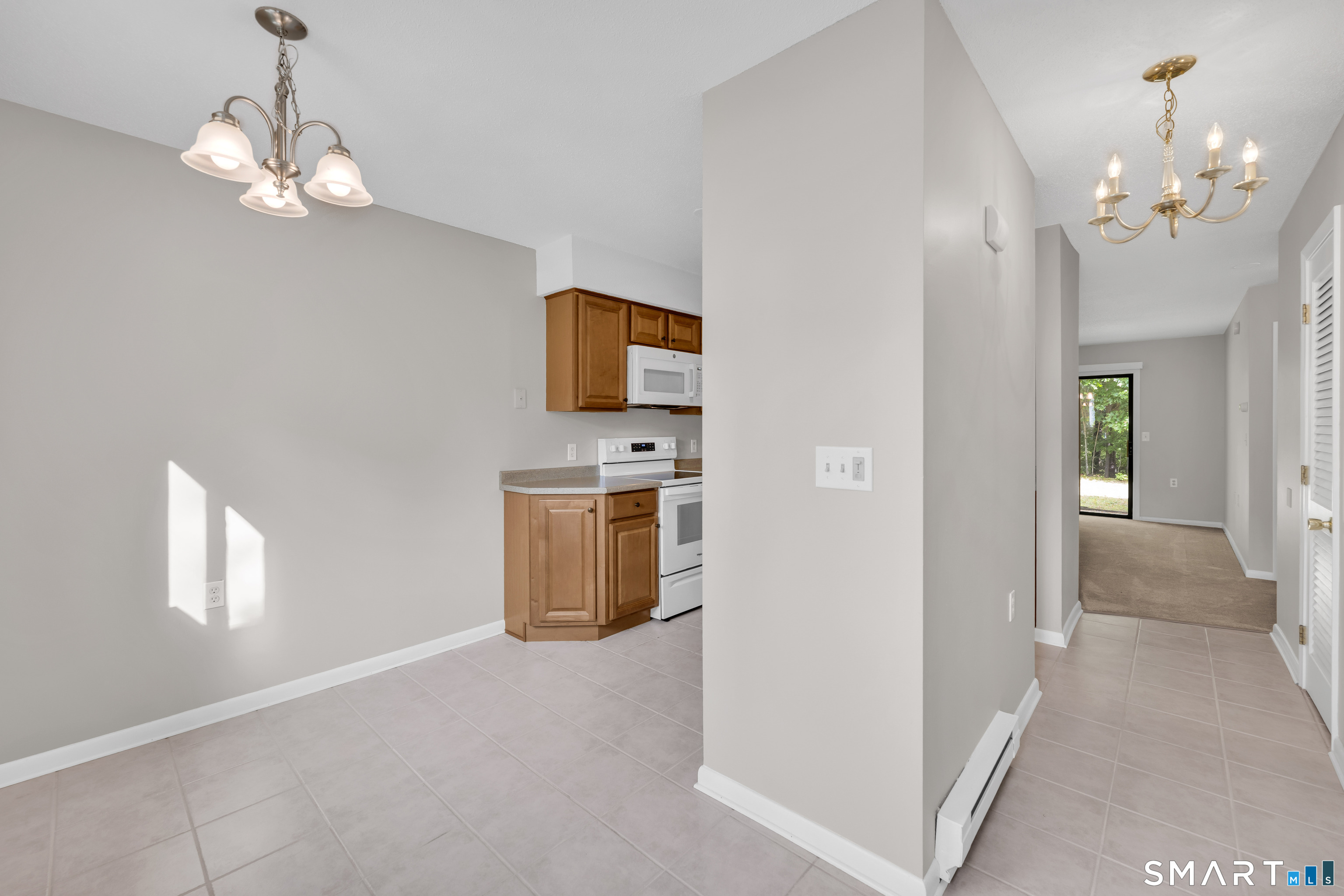 10 Knoll Lane Simsbury CT 06089