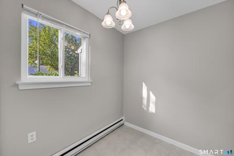 10 Knoll Lane Simsbury CT 06089