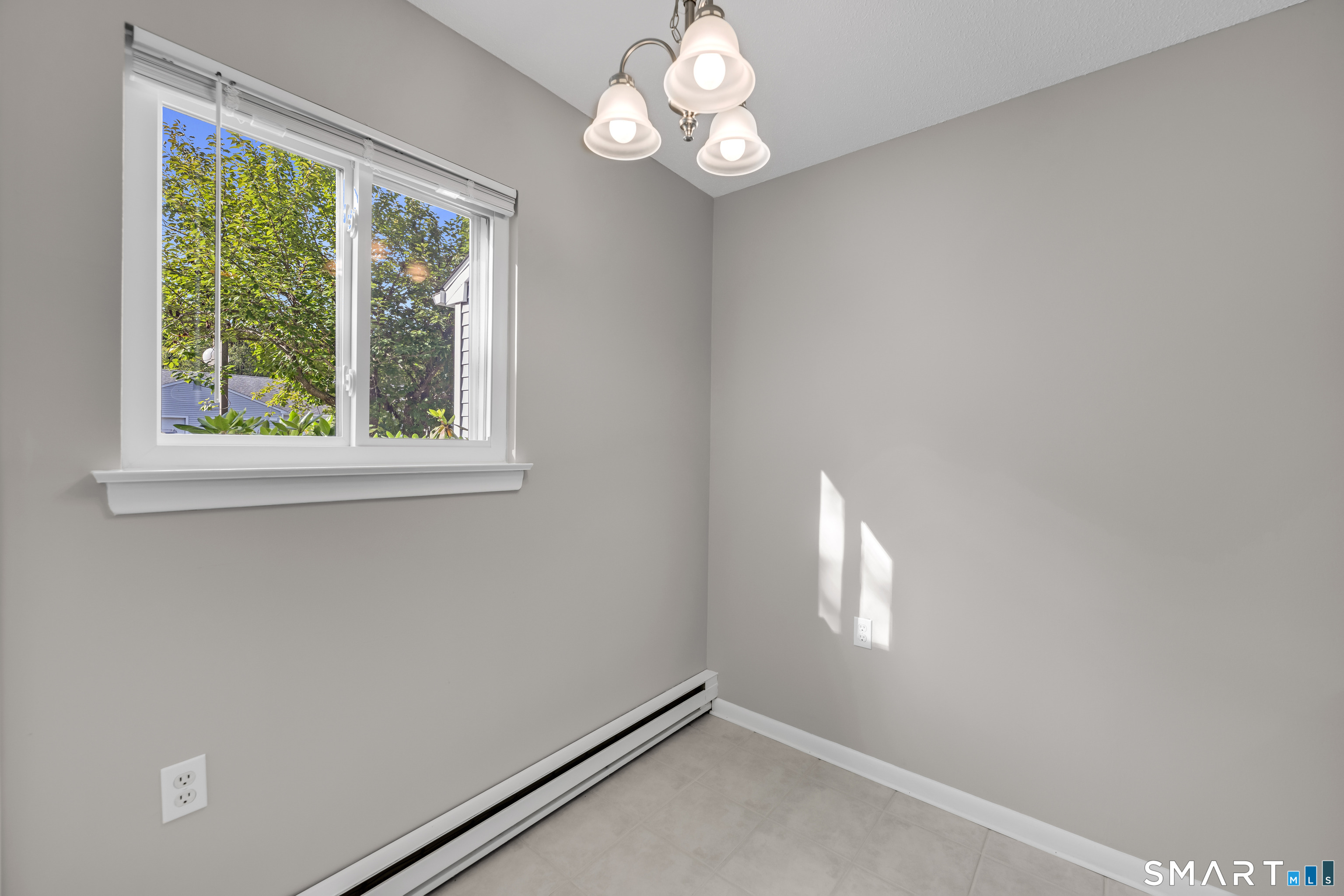 10 Knoll Lane Simsbury CT 06089