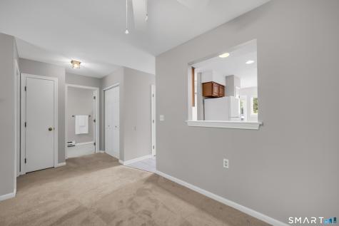 10 Knoll Lane Simsbury CT 06089