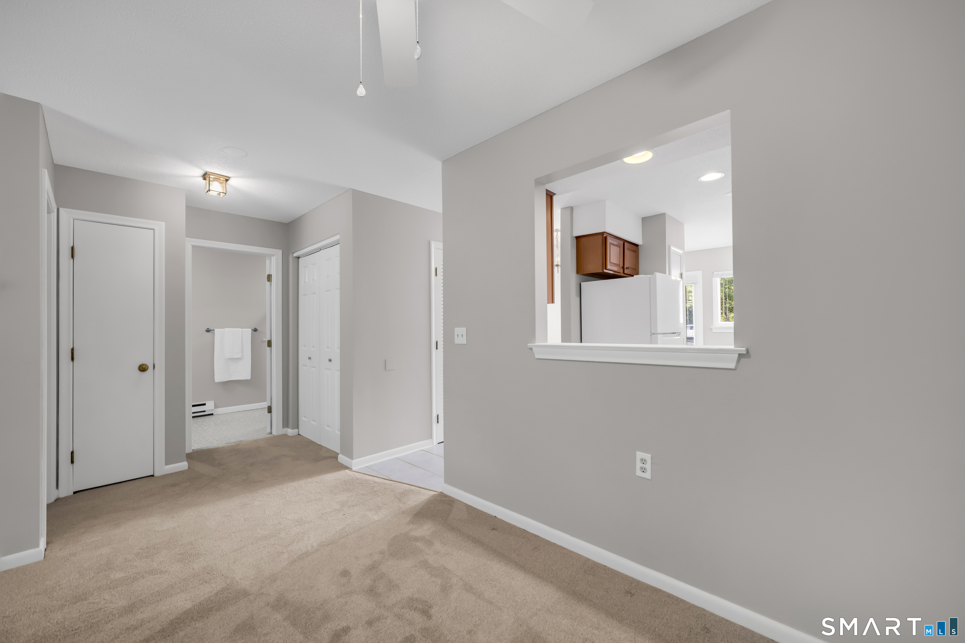 10 Knoll Lane Simsbury CT 06089