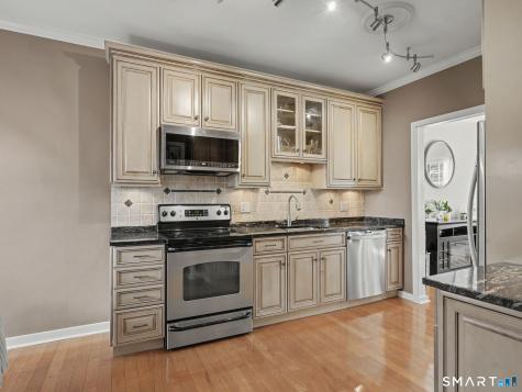 132 Hope Street Stamford CT 06906