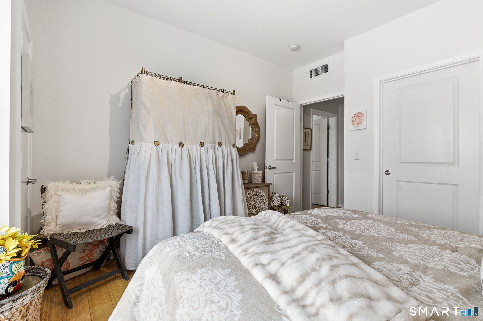 400 Bank Street New London CT 06320