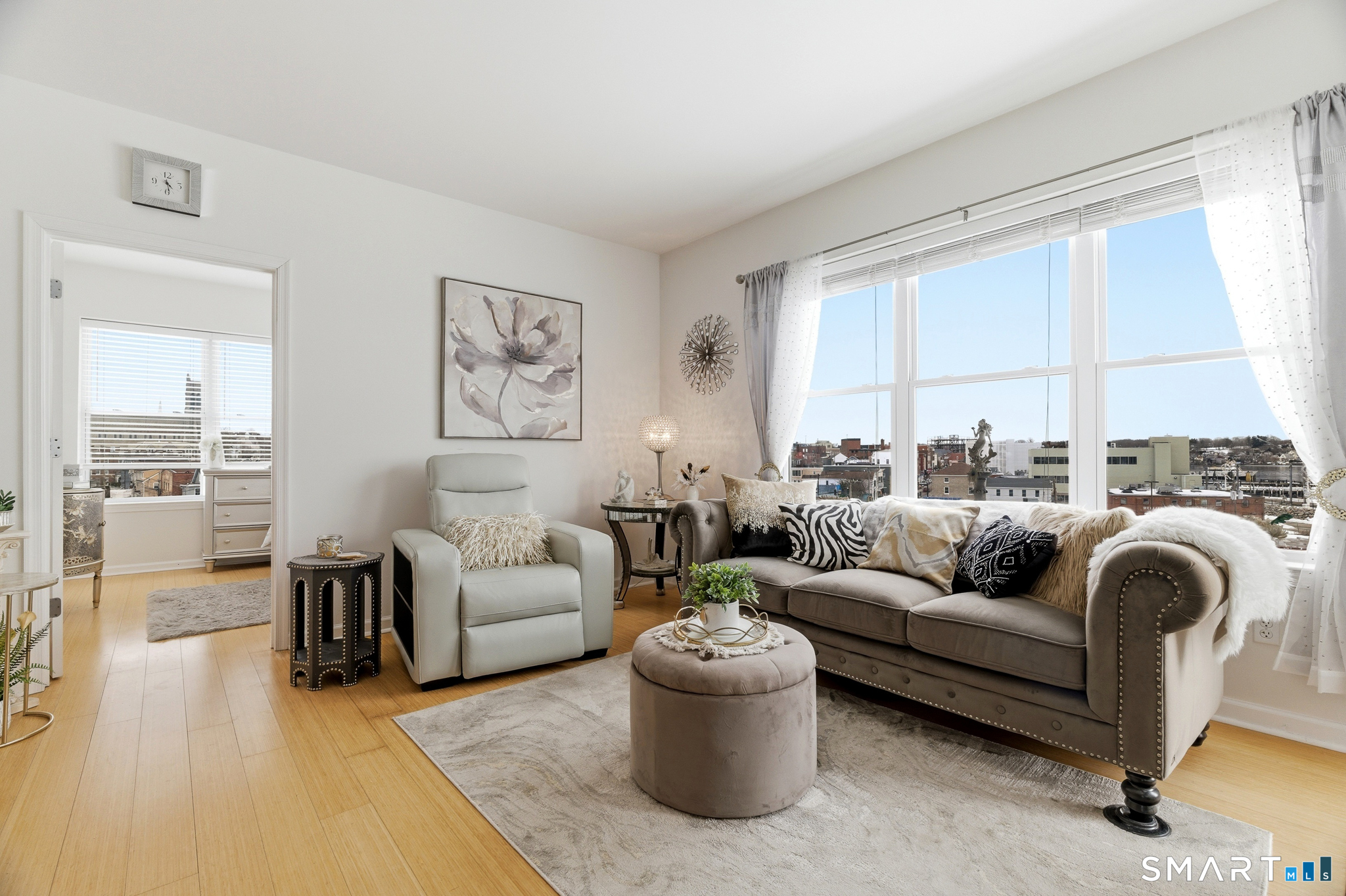 400 Bank Street New London CT 06320