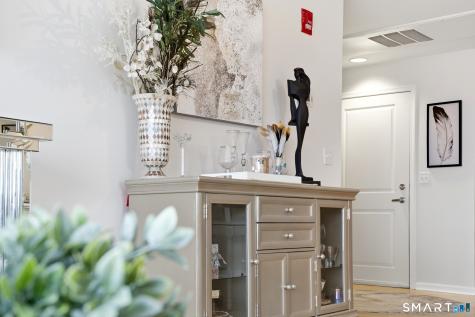 400 Bank Street New London CT 06320