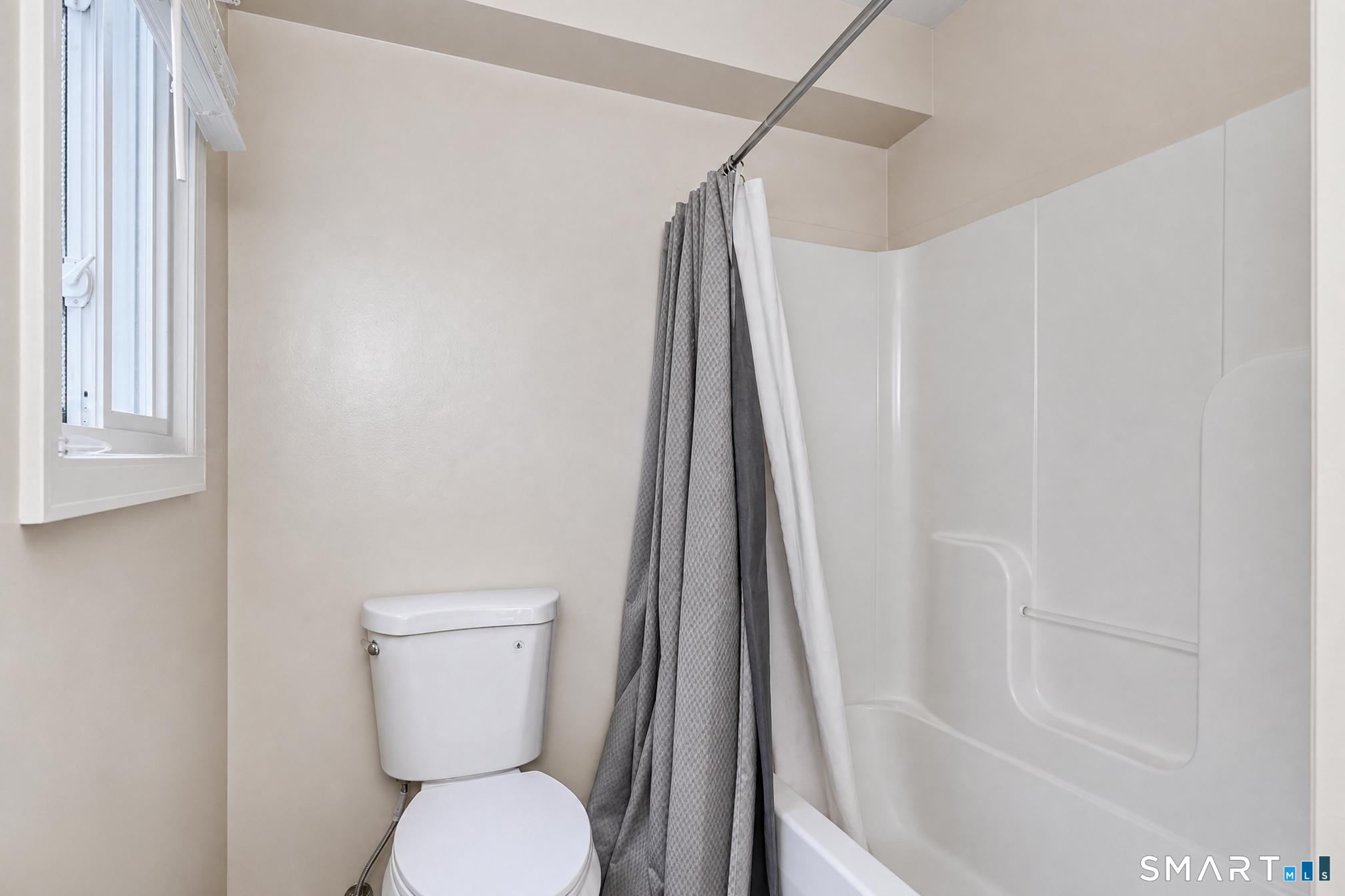 63 Glade Street West Haven CT 06418