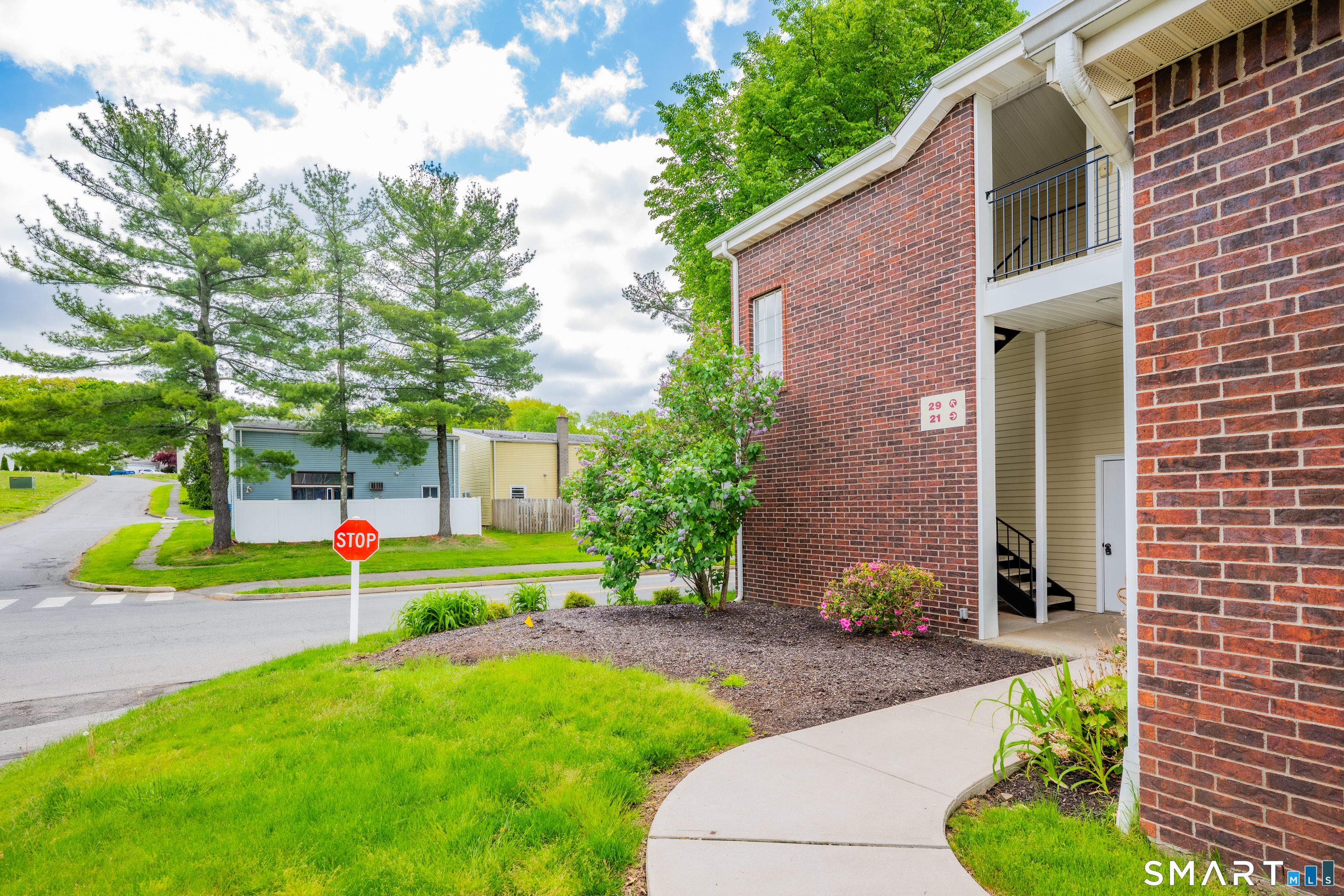 29 Carriage Crossing Lane Middletown CT 06457