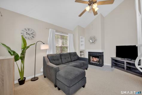 29 Carriage Crossing Lane Middletown CT 06457