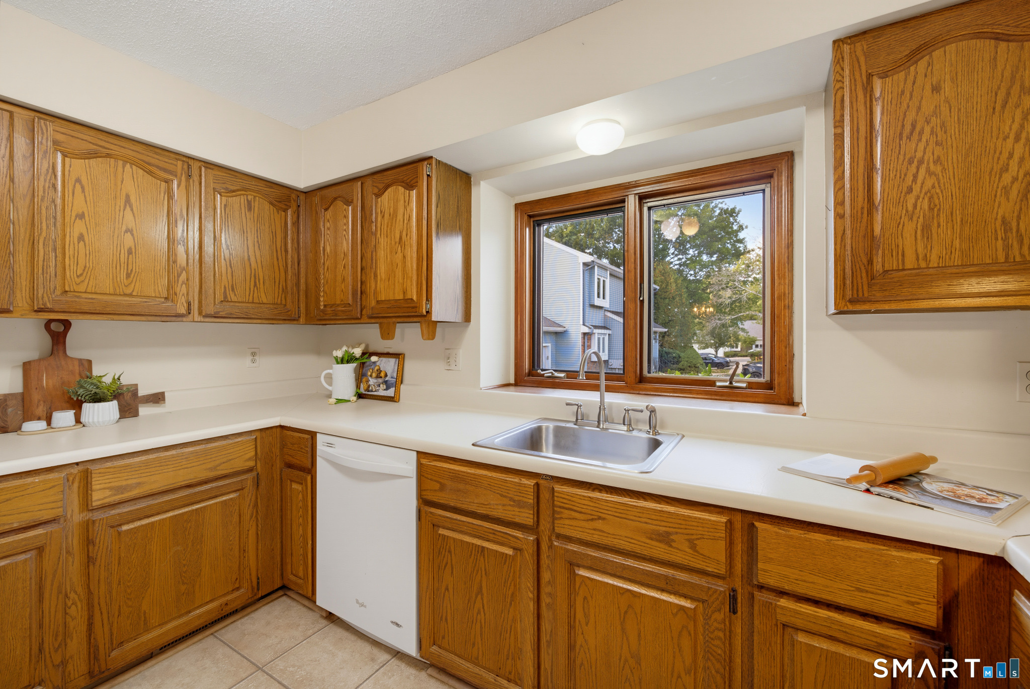 107 Sand Stone Drive South Windsor CT 06074