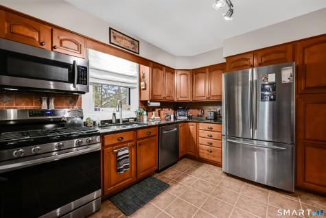 63 Byron Drive Avon CT 06001