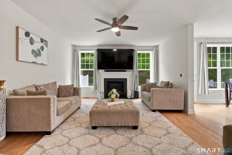 85 Ridgewood Drive Middlebury CT 06762