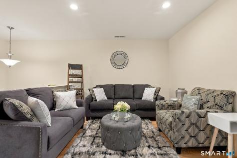 85 Ridgewood Drive Middlebury CT 06762
