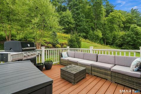 85 Ridgewood Drive Middlebury CT 06762
