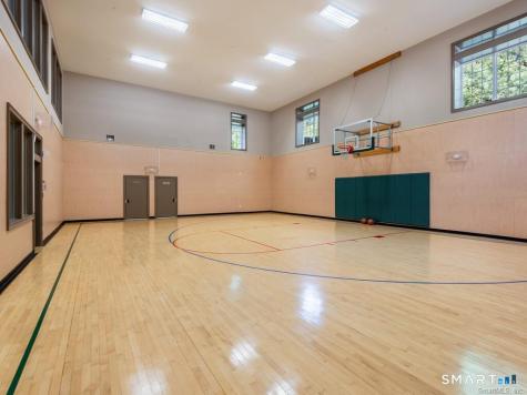 85 Ridgewood Drive Middlebury CT 06762