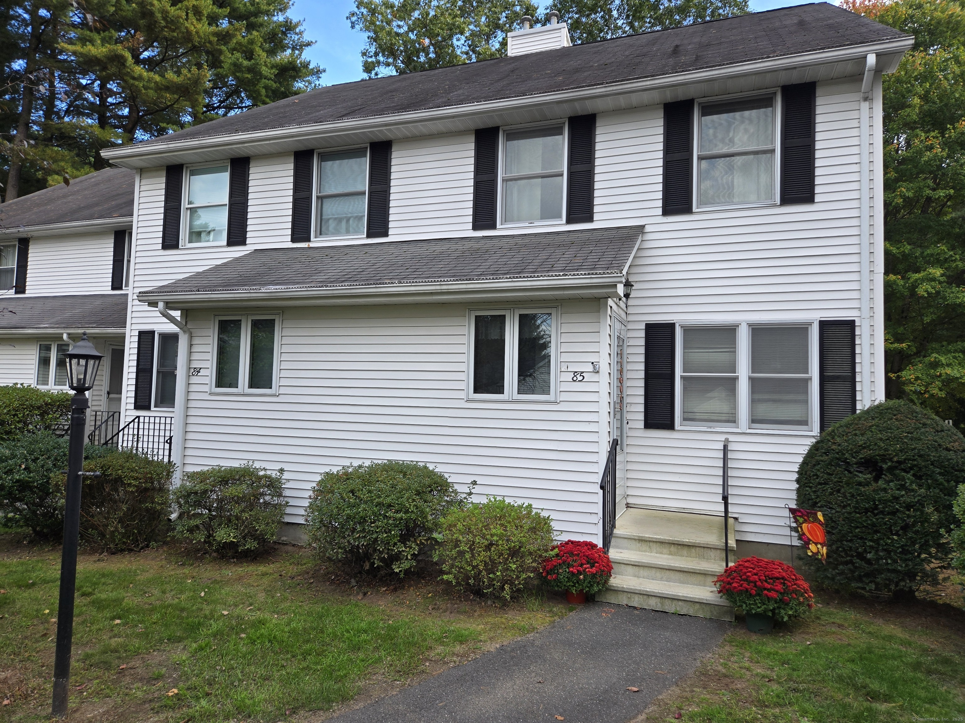 85 Oldefield Farms Enfield CT 06082