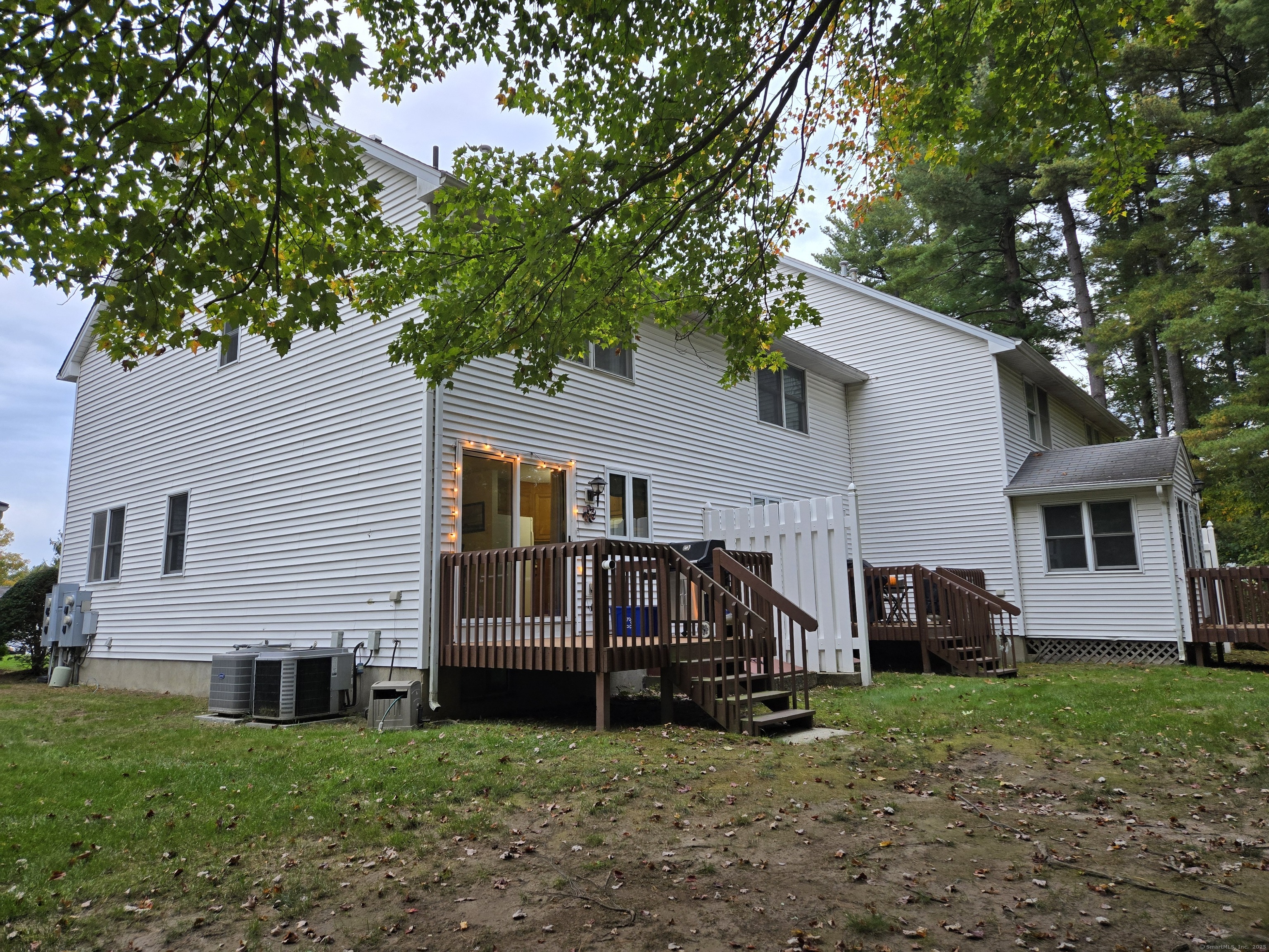 85 Oldefield Farms Enfield CT 06082