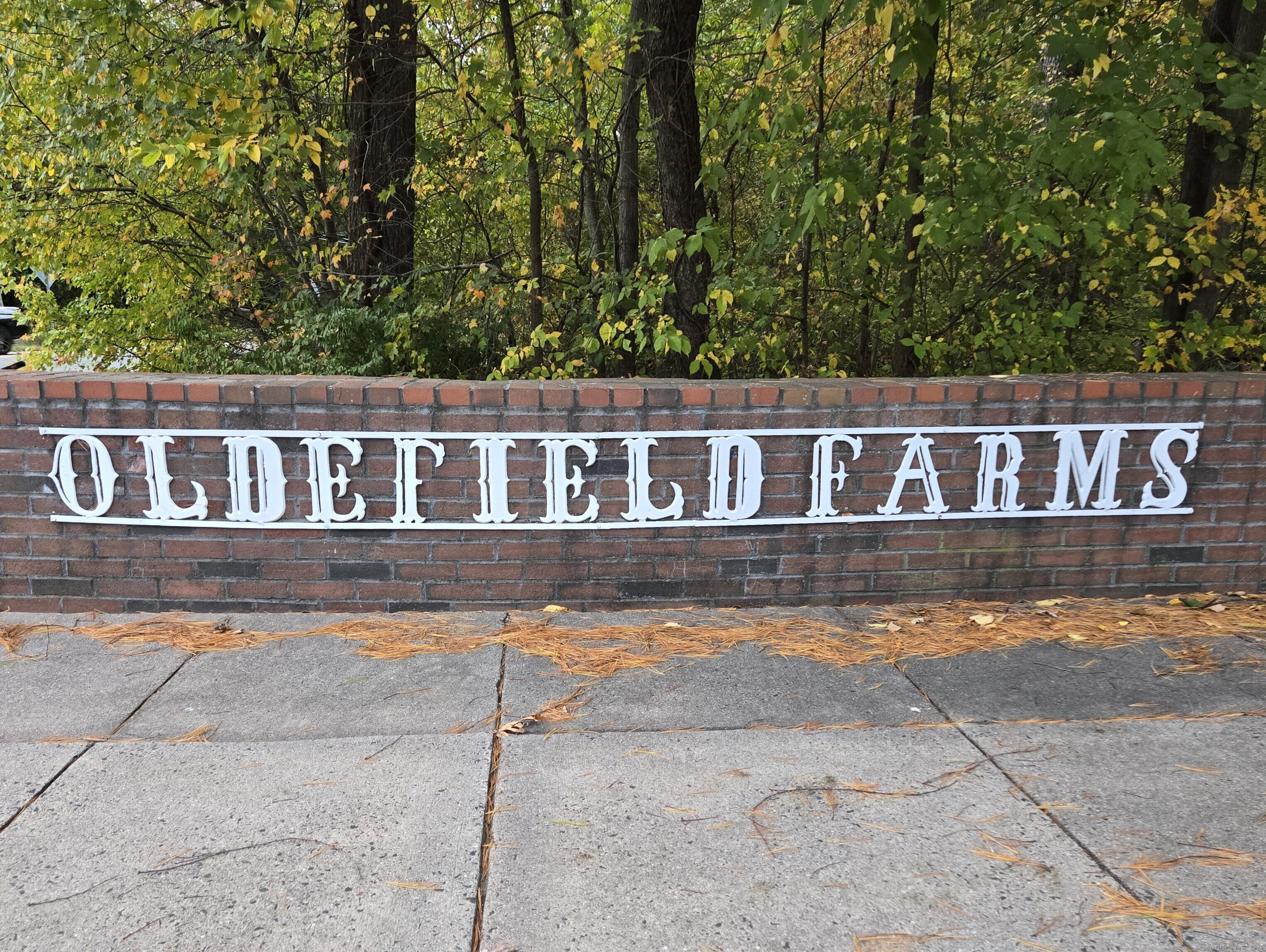 85 Oldefield Farms Enfield CT 06082