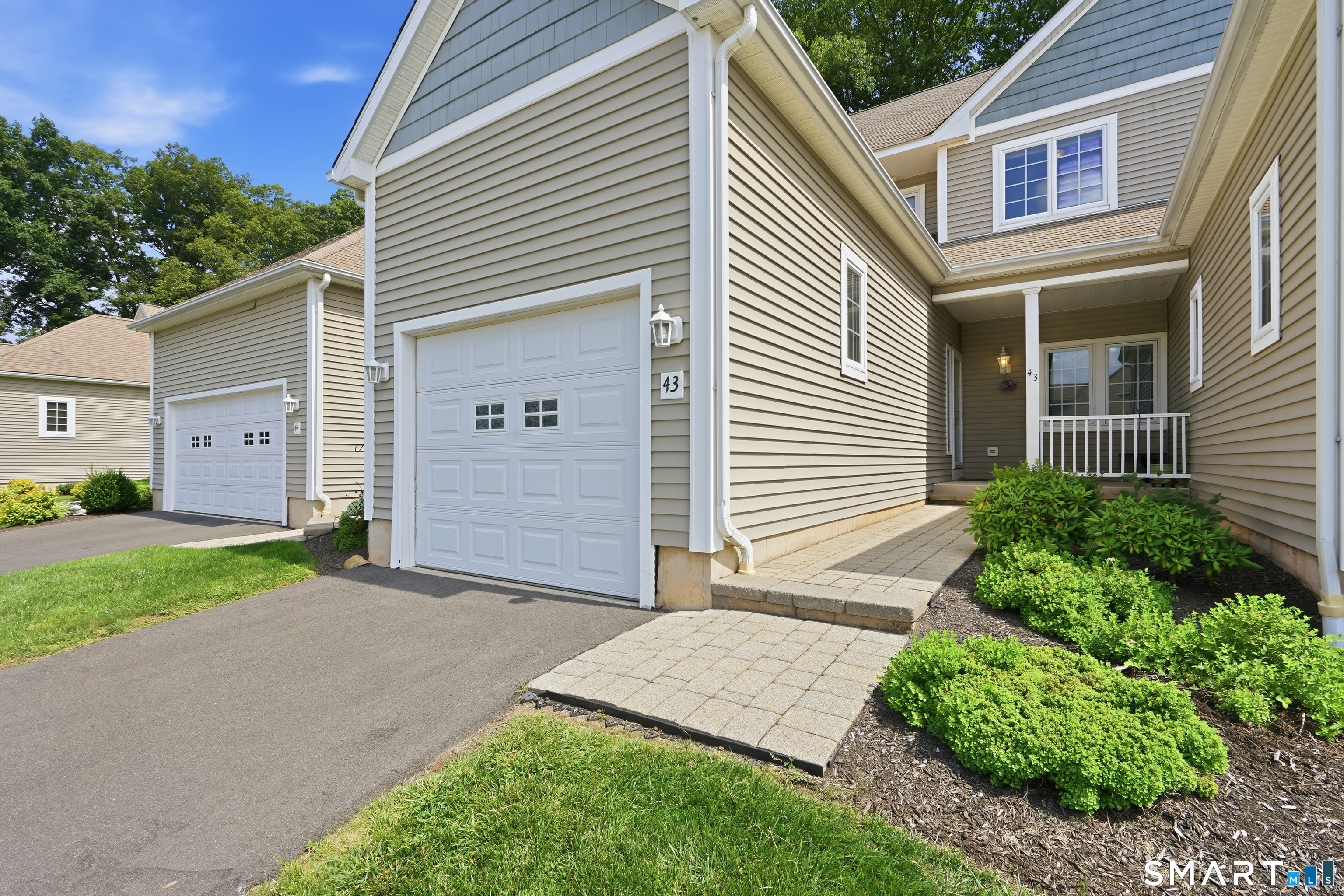 1985 West Street Southington CT 06489