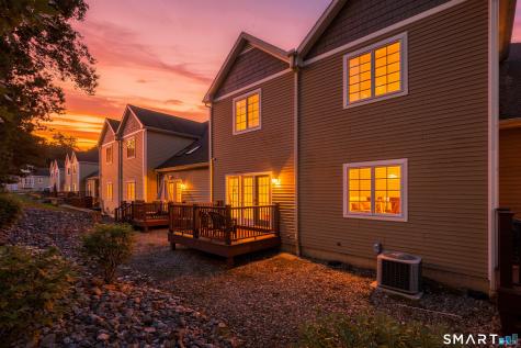 1985 West Street Southington CT 06489