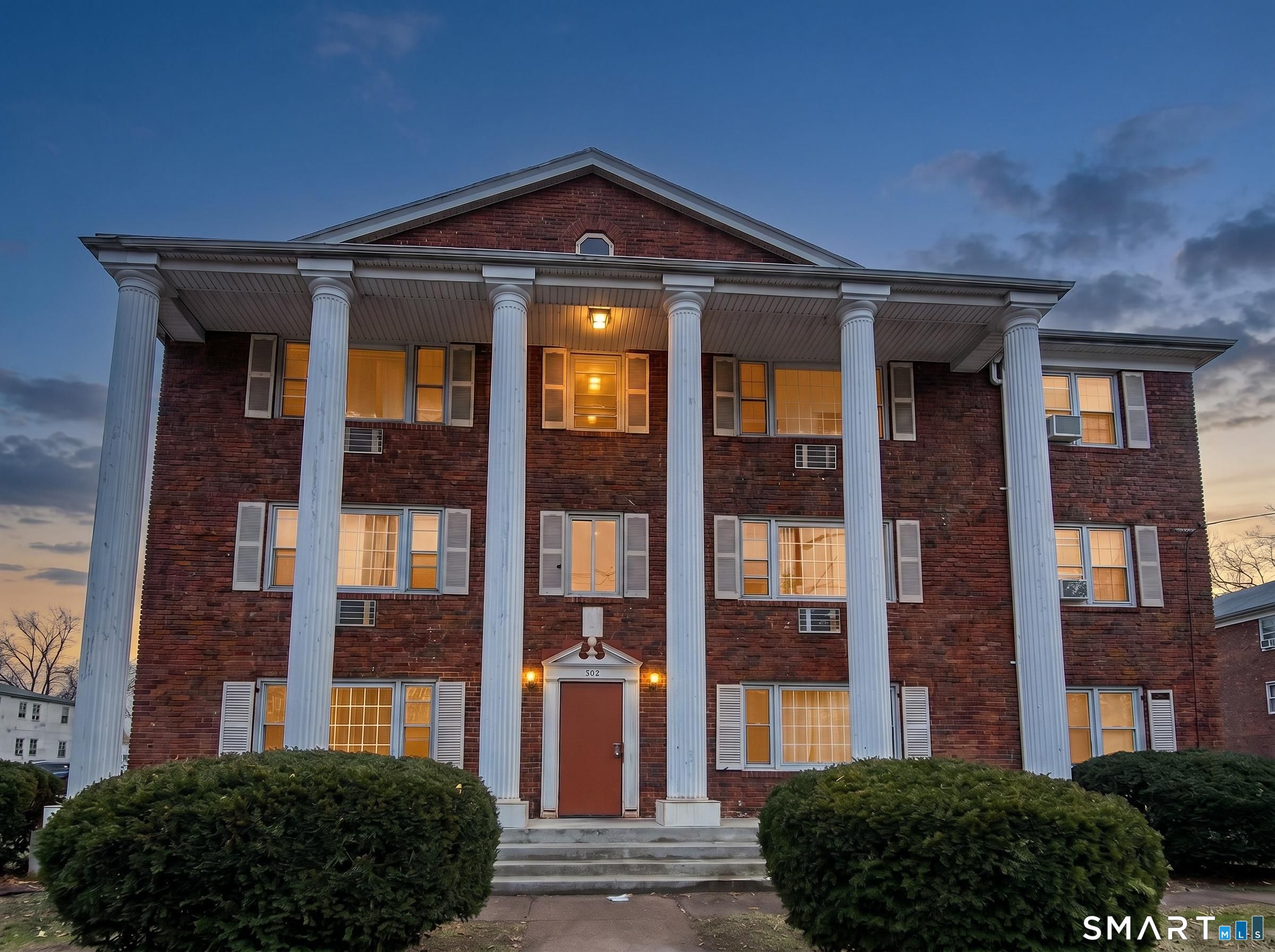 509 Burnside Avenue East Hartford CT 06108