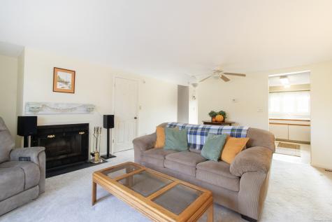 7 West Meadow Lane Middletown CT 06457