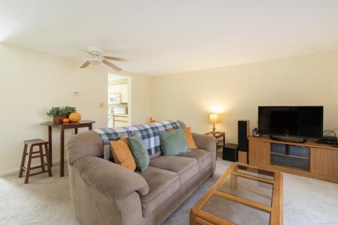 7 West Meadow Lane Middletown CT 06457