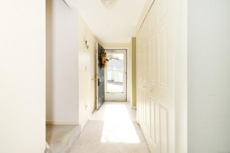 7 West Meadow Lane Middletown CT 06457