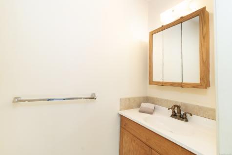 7 West Meadow Lane Middletown CT 06457