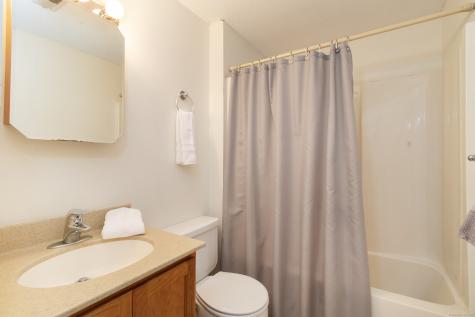 7 West Meadow Lane Middletown CT 06457