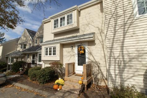 7 West Meadow Lane Middletown CT 06457