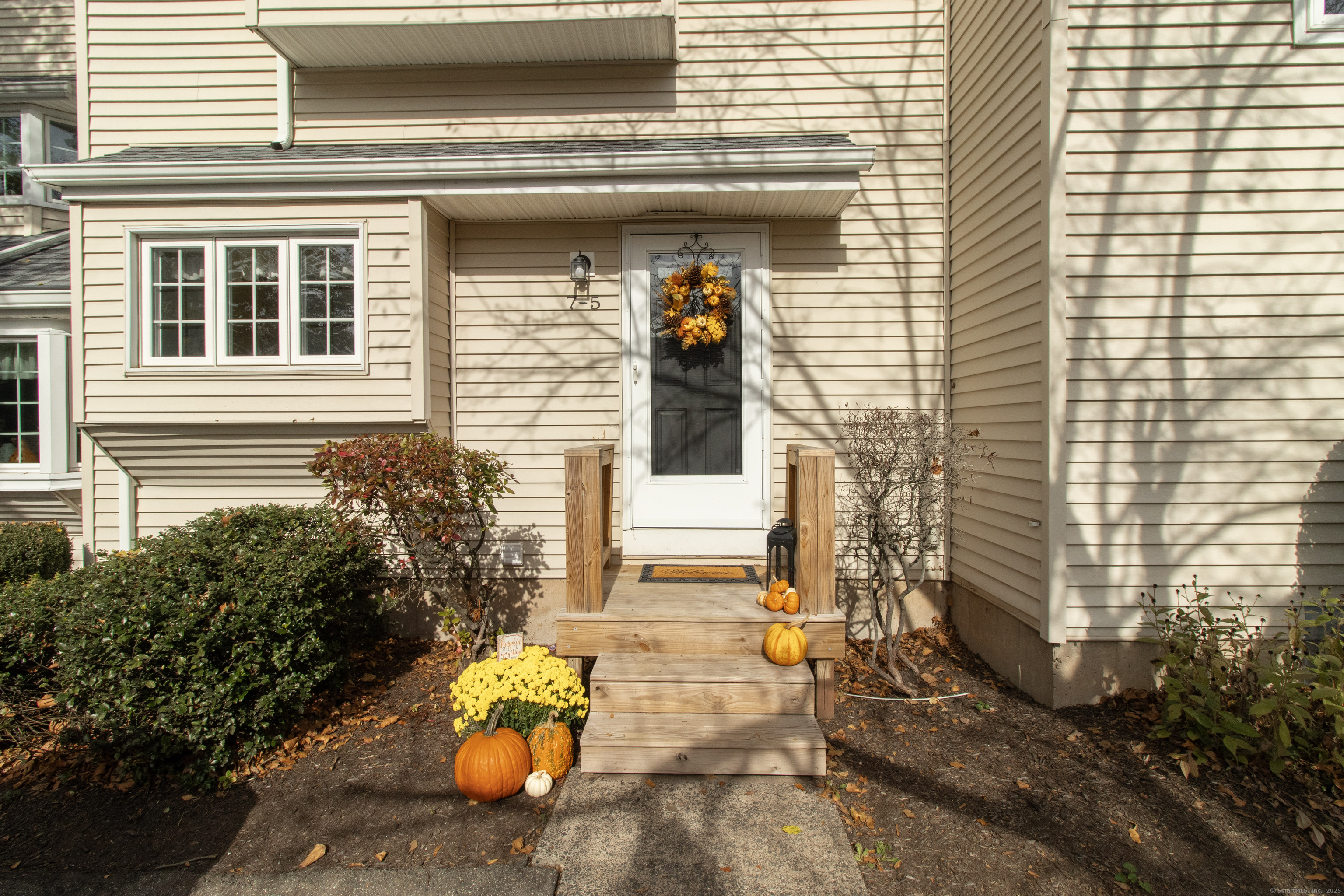 7 West Meadow Lane Middletown CT 06457