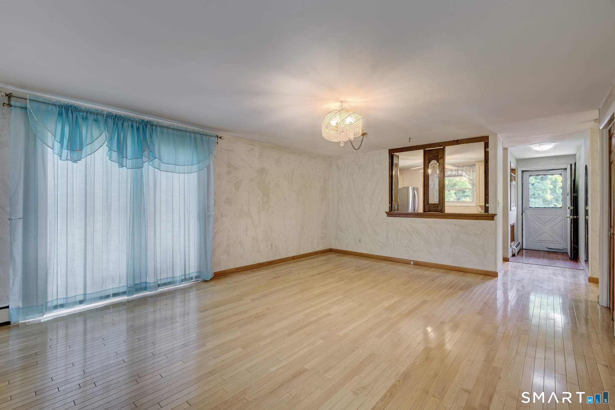 290 Williamstown Court Newington CT 06111