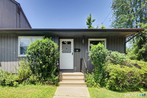 290 Williamstown Court Newington CT 06111